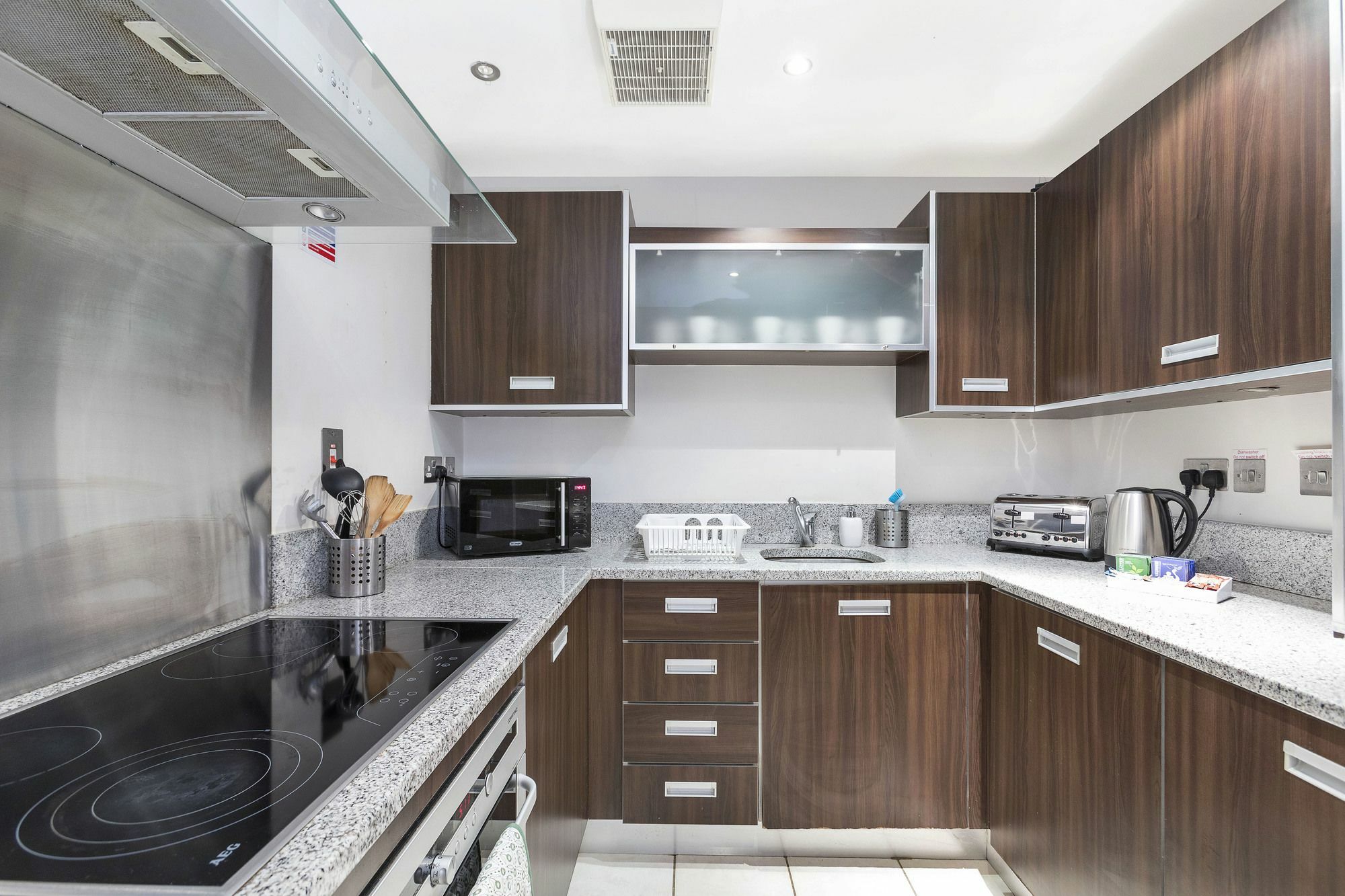 Club Living - Regents Park & Euston Apartments Лондон Экстерьер фото